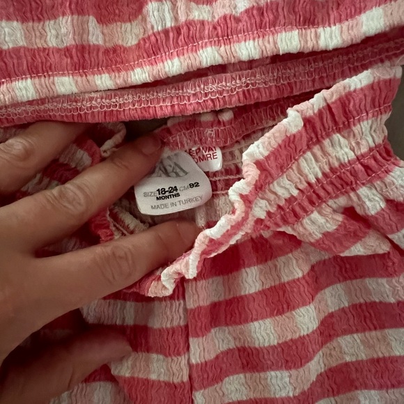 Zara toddler Pink and White Gingham Two-Piece Set - Picture 2 of 3
